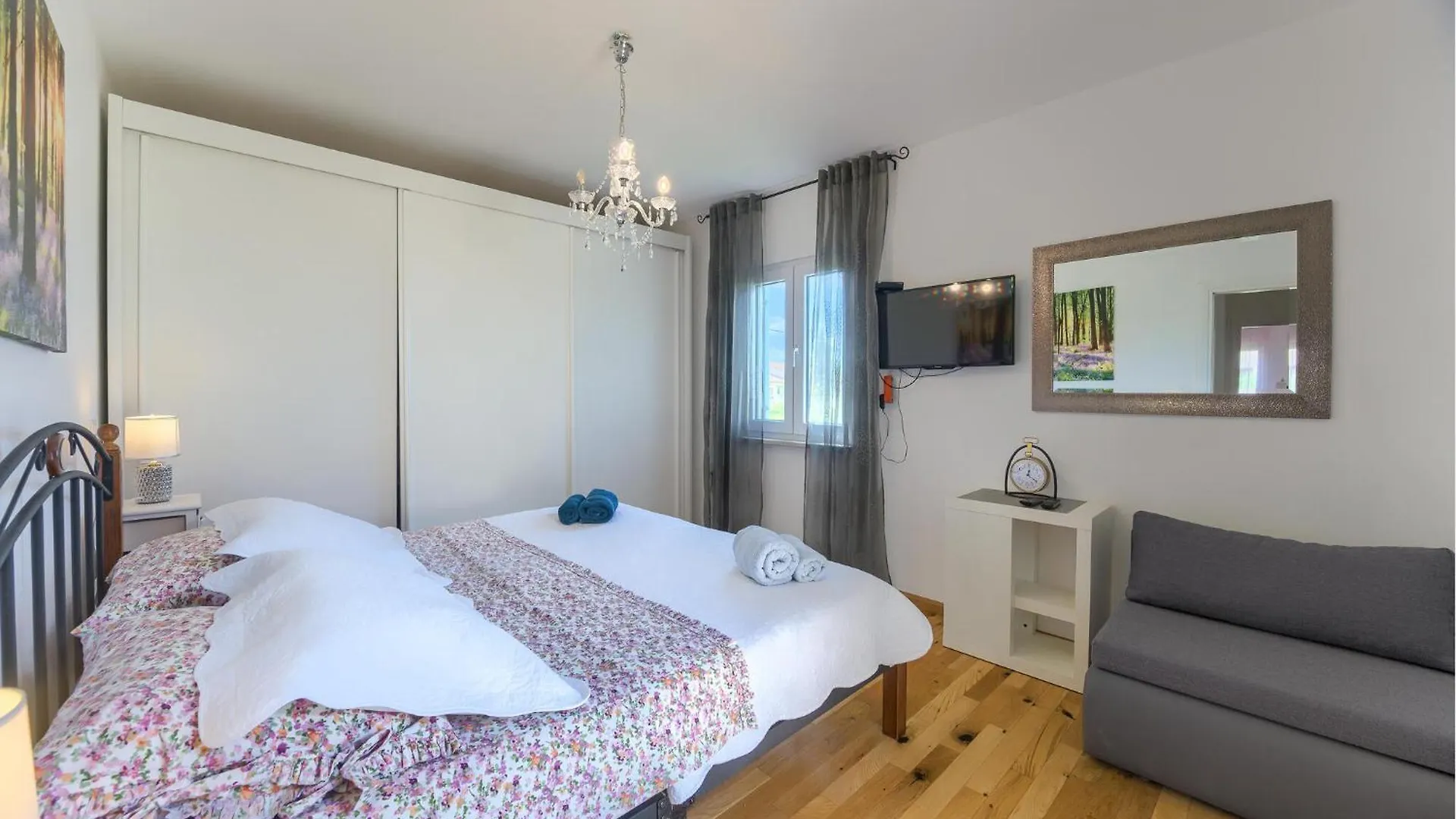 Lovely Home In Svetvincenat With House A Panoramic View