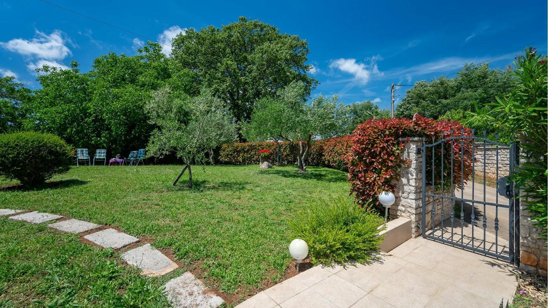 Дом отдыха Lovely Home In Svetvincenat With House A Panoramic View Хорватия